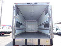 ISUZU Forward Refrigerator & Freezer Truck TKG-FRR90T2 2014 284,700km_12