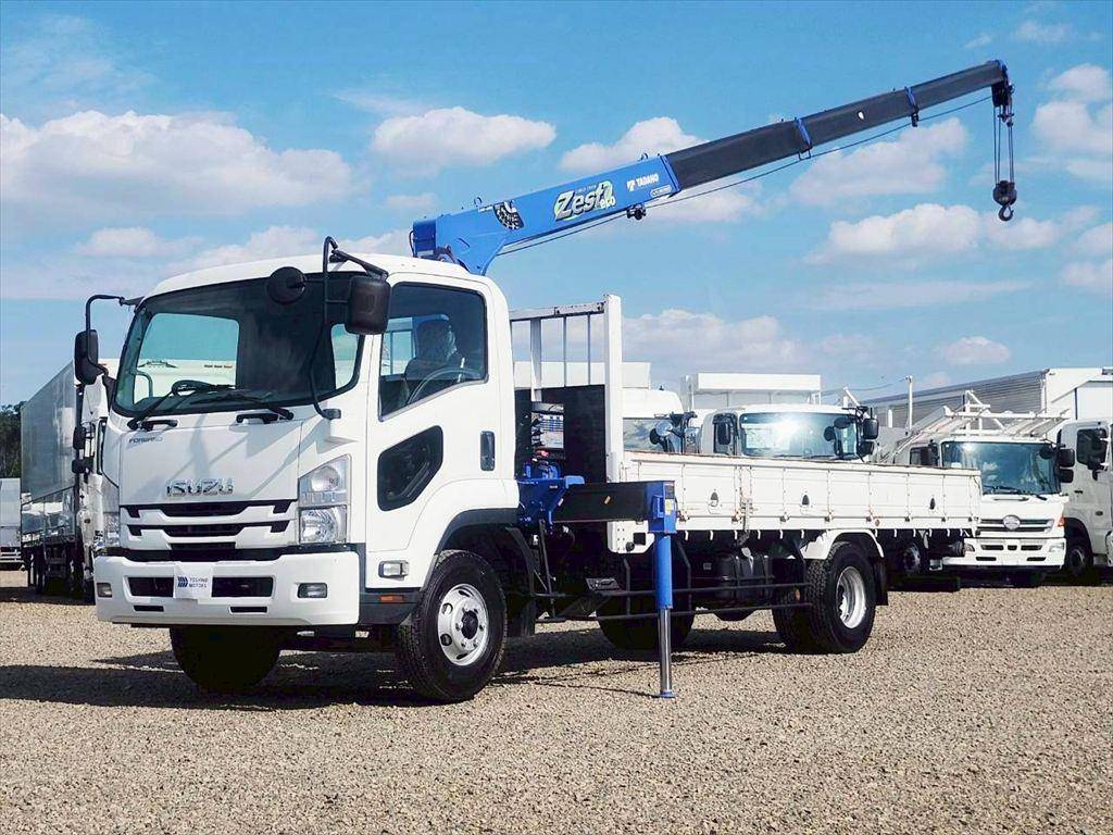 ISUZU Forward Truck (With 4 Steps Of Cranes) TKG-FRR90S1 2017 222,000km_1