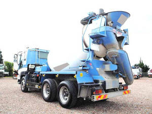 Giga Mixer Truck_2