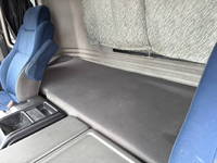 ISUZU Giga Aluminum Block QKG-CYJ77A 2013 764,578km_24