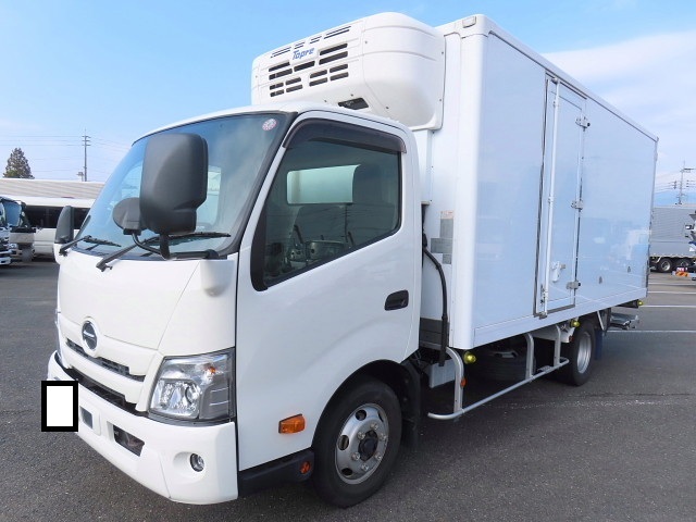 HINO Dutro Refrigerator & Freezer Truck 2RG-XZU712M 2019 138,000km_1