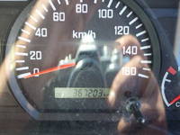 ISUZU Elf Aluminum Van TRG-NMR85AN 2015 367,203km_40