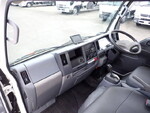 ISUZU Elf Flat Body TRG-NKR85A 2017 140,700km_33