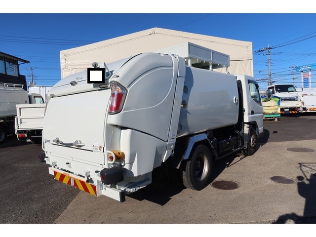 Canter Garbage Truck_2