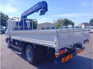 Dutro Truck (With 4 Steps Of Cranes)_2
