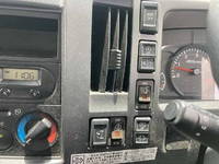 ISUZU Elf Aluminum Van TRG-NNR85AN 2016 81,695km_32