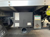 ISUZU Elf Aluminum Van BKG-NPR85AN 2011 112,000km_10