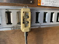 ISUZU Elf Aluminum Van BKG-NPR85AN 2011 112,000km_27