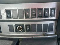 HINO Profia Trailer Head QPG-SH1EDDG 2015 570,000km_23