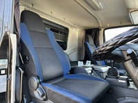 ISUZU Giga Trailer Head QKG-EXD52BD 2018 569,000km_9