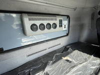 UD TRUCKS Quon Trailer Head QKG-GK5XAB 2014 480,000km_10