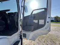 UD TRUCKS Quon Trailer Head QKG-GK5XAB 2014 480,000km_8