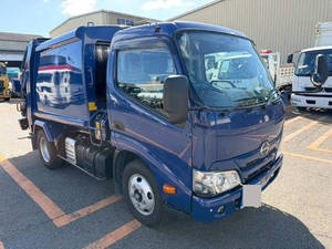 Dutro Garbage Truck_1