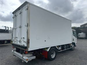 Elf Refrigerator & Freezer Truck_2