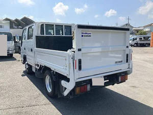 Elf Double Cab_2