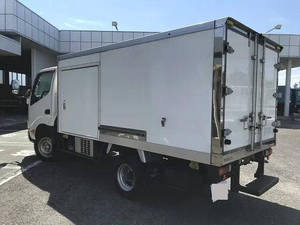 Dyna Refrigerator & Freezer Truck_2