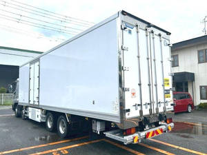 Super Great Refrigerator & Freezer Truck_2