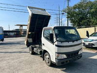 TOYOTA Dyna Dump PB-XZU351D 2006 197,000km_1