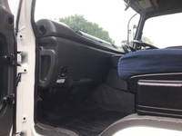 ISUZU Giga Self Loader QKG-CYJ77A 2015 580,751km_29