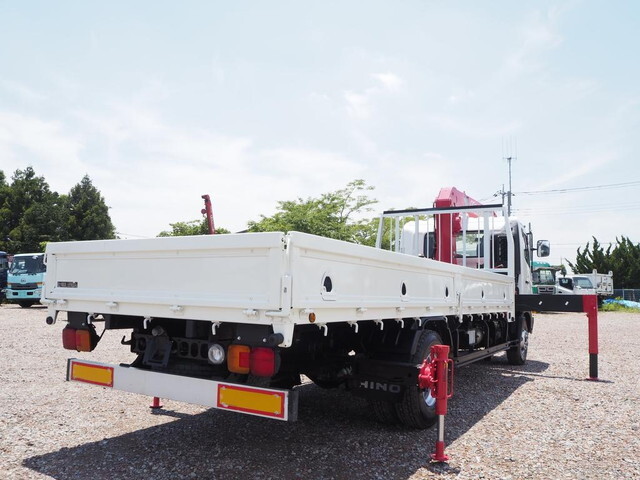 Ranger Truck (With 4 Steps Of Cranes)_2