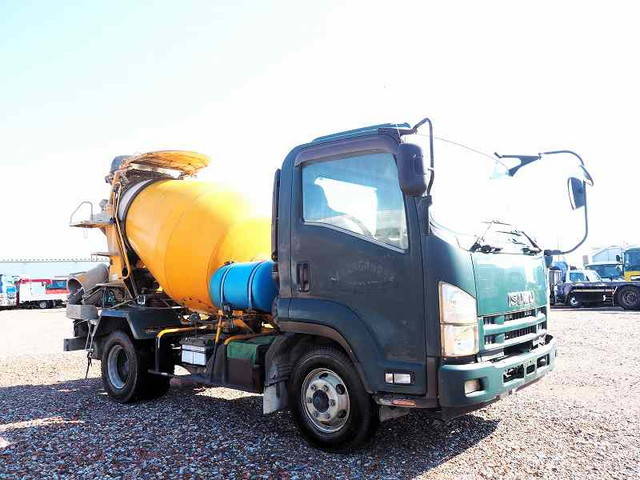 ISUZU Forward Mixer Truck SKG-FRR90S1 2013 141,458km
