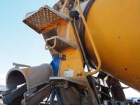 ISUZU Forward Mixer Truck SKG-FRR90S1 2013 141,458km_13