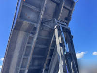 MITSUBISHI FUSO Super Great Dump QKG-FV60VX 2016 446,857km_12