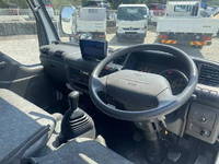 NISSAN Atlas Flat Body KK-AKR66LR 2000 12,665km_16