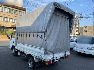 Elf Covered Truck_2