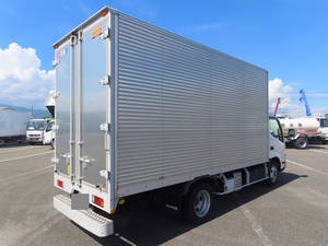 Dutro Aluminum Van_2