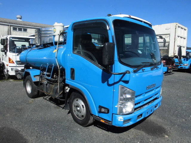 ISUZU Elf Vacuum Truck BKG-NMR85N 2010 137,360km