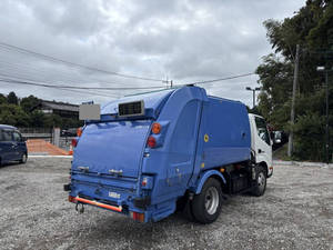 Dutro Garbage Truck_2