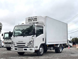 Elf Refrigerator & Freezer Truck_1