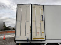 ISUZU Elf Refrigerator & Freezer Truck 2RG-NPR88AN 2020 159,602km_7