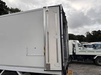 ISUZU Elf Refrigerator & Freezer Truck 2RG-NPR88AN 2020 159,602km_8
