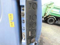 ISUZU Elf Garbage Truck TKG-NMR85N 2014 219,327km_6