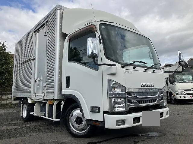 ISUZU Elf Aluminum Van TRG-NLR85AN 2015 148,651km