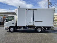 HINO Dutro Refrigerator & Freezer Truck TKG-XZU710M 2017 26,111km_6