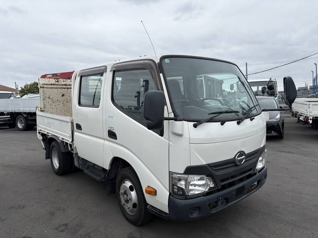HINO Dutro Double Cab TPG-XZU605M 2018 86,133km