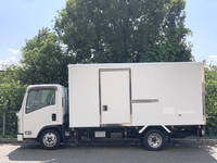 ISUZU Elf Reefer Van TRG-NMR85AN 2018 93,000km_3