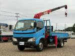 Dutro Truck (With 3 Steps Of Cranes)