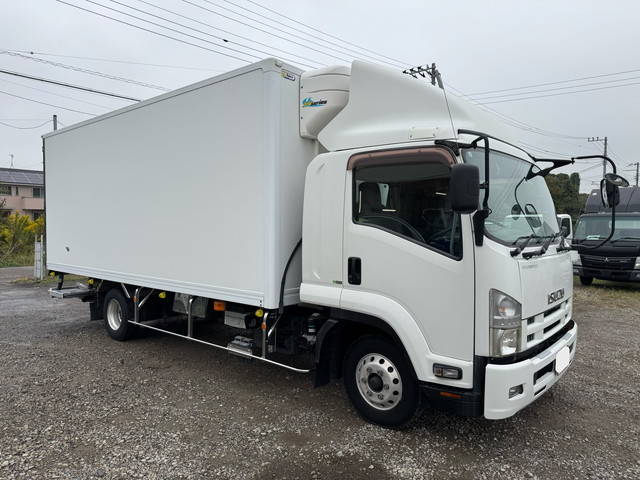 ISUZU Forward Refrigerator & Freezer Truck TKG-FRR90T2 2012 90,000km