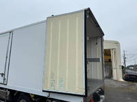 ISUZU Forward Refrigerator & Freezer Truck TKG-FRR90T2 2012 90,000km_13