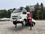 Dutro Self Loader (With 4 Steps Of Cranes)