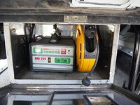 ISUZU Elf Deadhead Car PKG-NPR75N 2007 186,086km_17