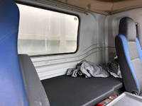 ISUZU Giga Aluminum Wing QPG-CYJ77B 2016 599,000km_18