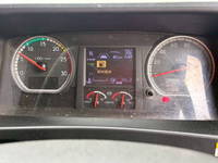 ISUZU Giga Aluminum Wing QPG-CYJ77B 2016 599,000km_22