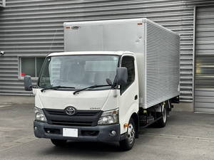 Dyna Aluminum Van_1