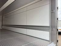 UD TRUCKS Quon Refrigerator & Freezer Wing 2PG-CD4FA 2025 2,000km_10