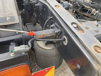 UD TRUCKS Quon Trailer Head QKG-GK6XAD 2018 804,000km_33